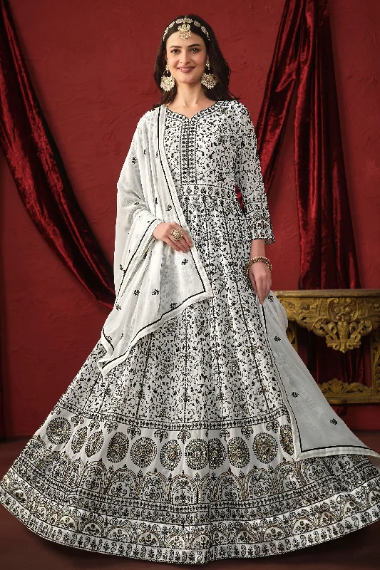 Incredible Georgette Fabric White Color Embroidered Anarkali Suit Knitted unclassified dresses