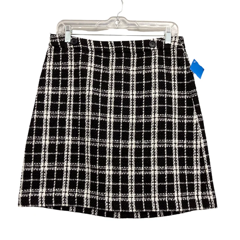 Skirt Mini & Short By Banana Republic In Black & White, Size:8 Trendy Mini Skirt