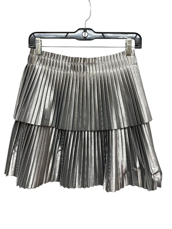 Skirt Mini & Short By Endless Rose In Silver, Size: S Mini Skirt Summer