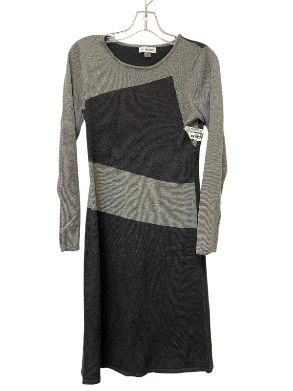 Dress Sweater By Calvin Klein In Grey, Size: S Trendy Knit Sweater