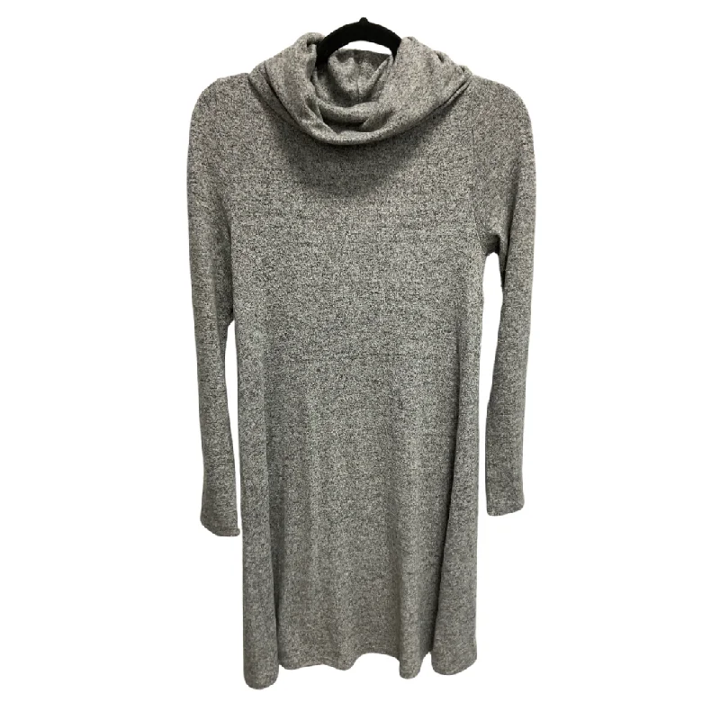 Dress Sweater By Everly In Grey, Size: S Knit Dress Chic