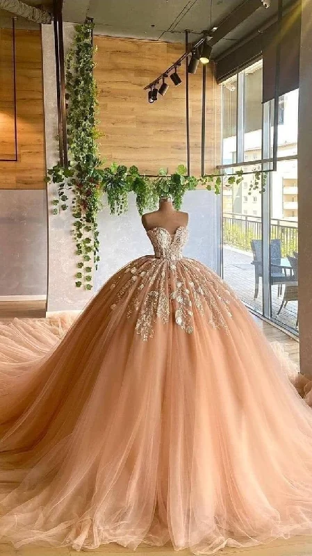 Sweetheart Neckline Appliques Tulle Ball Gown Quinceanera Dress Sweet 16 Dress  Y5822 Soft Layered Tulle